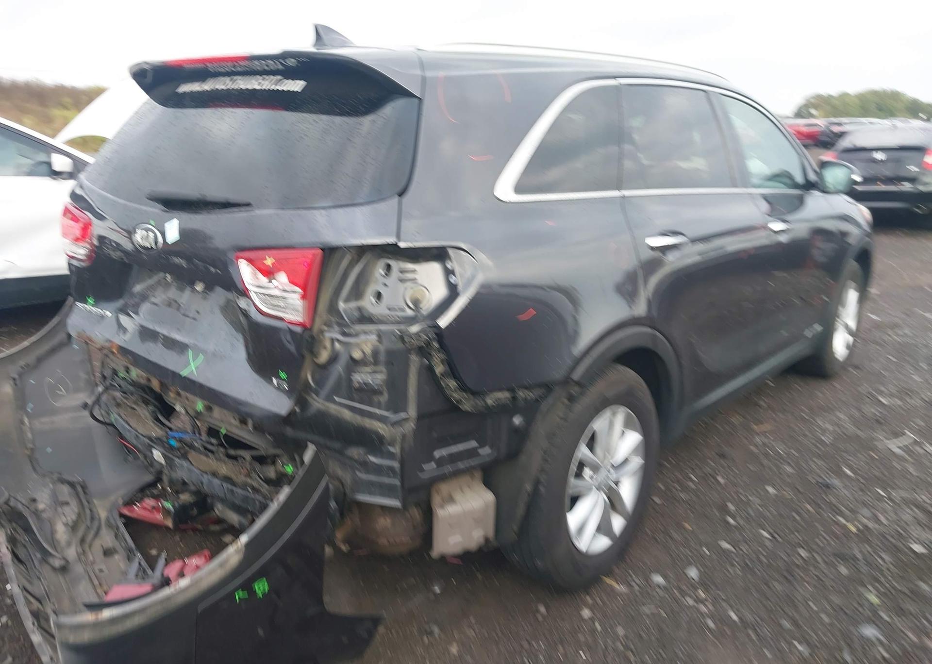 2017 KIA SORENTO 3.3L LX V6 7-SEATER