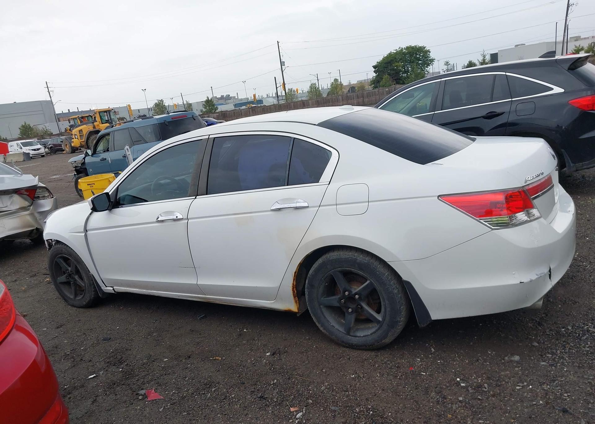 2011 HONDA ACCORD