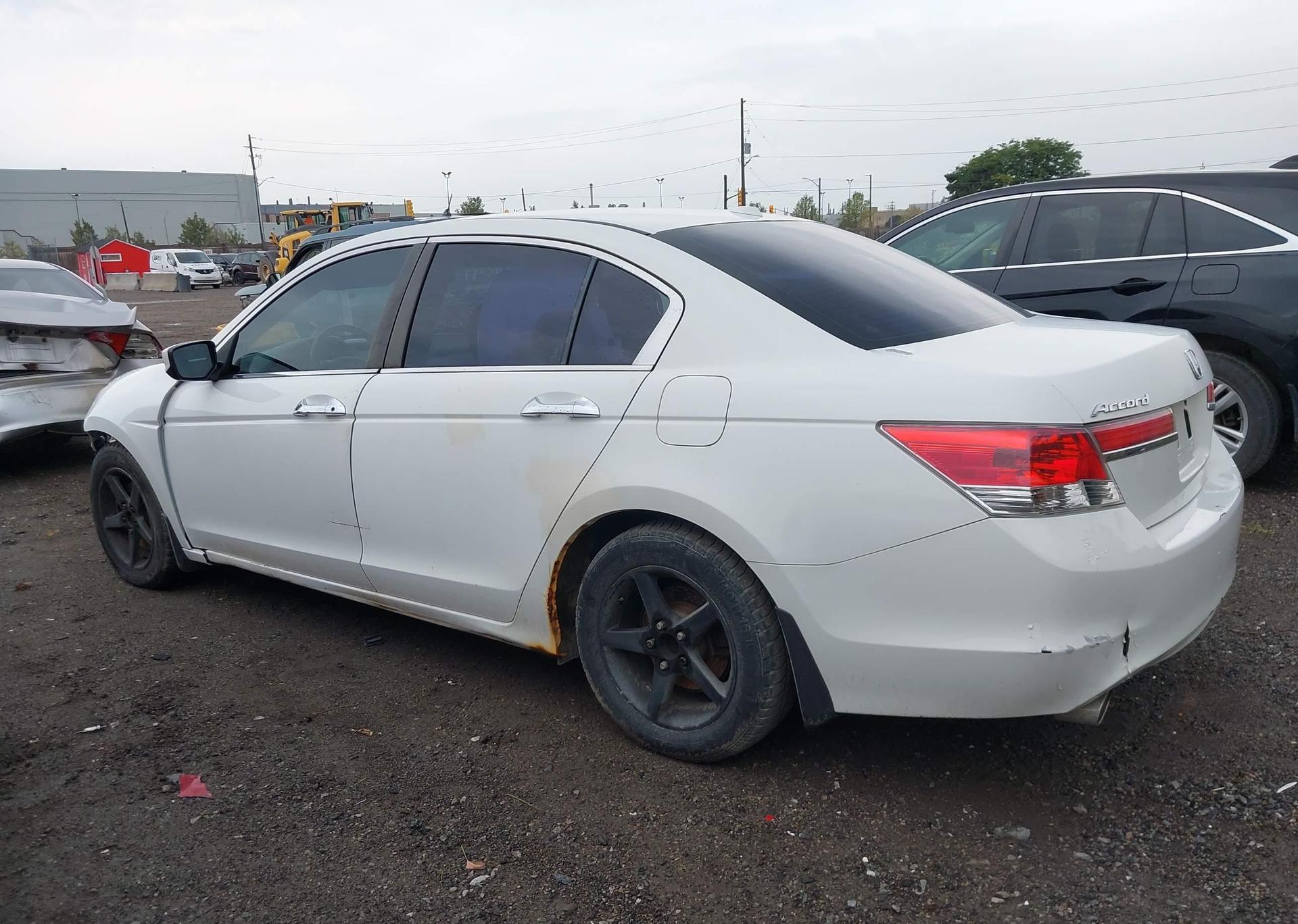 2011 HONDA ACCORD