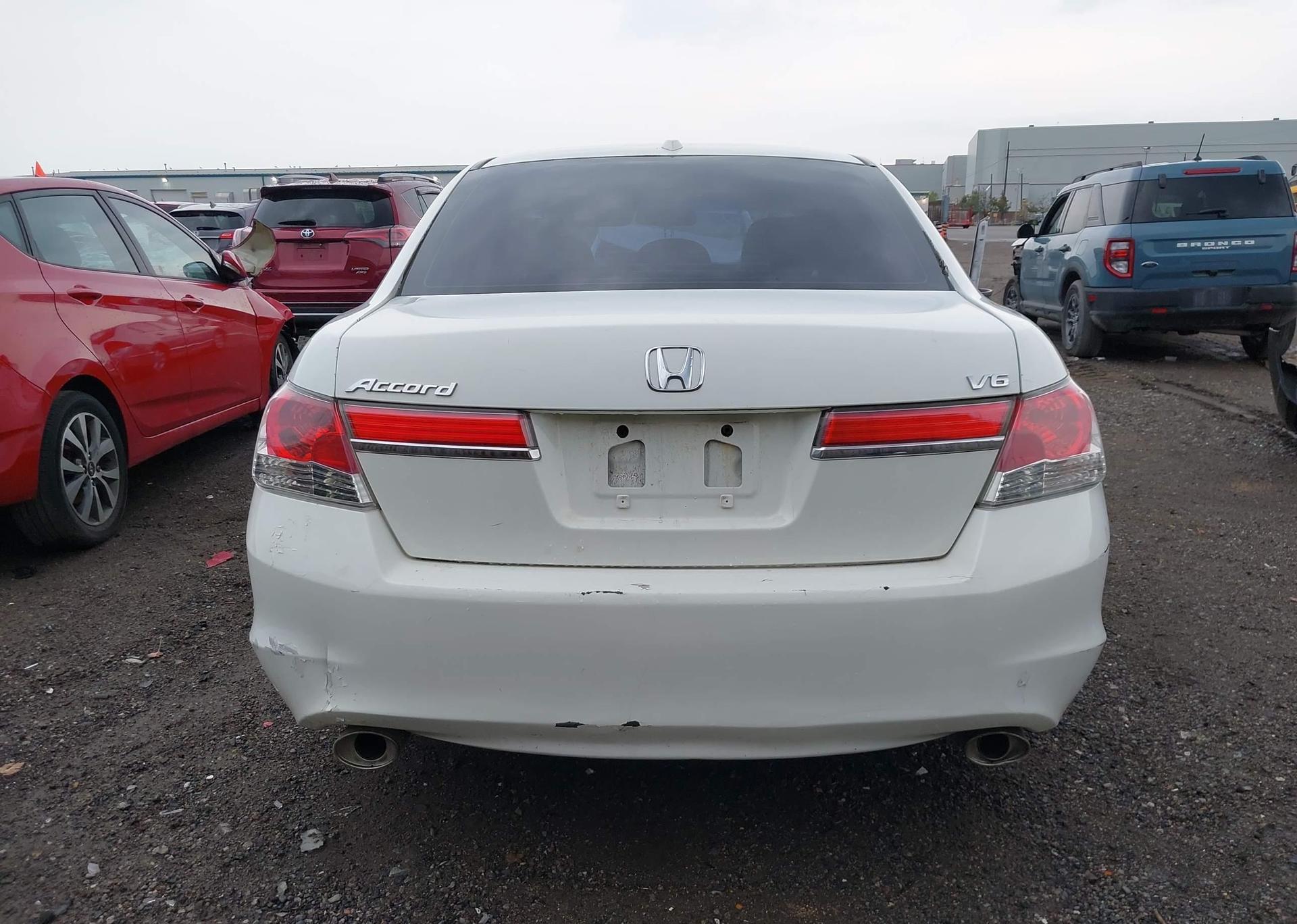 2011 HONDA ACCORD