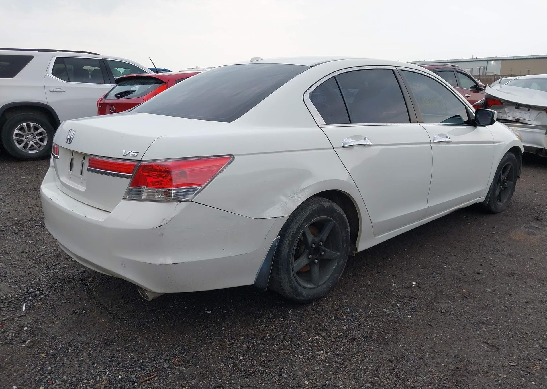 2011 HONDA ACCORD