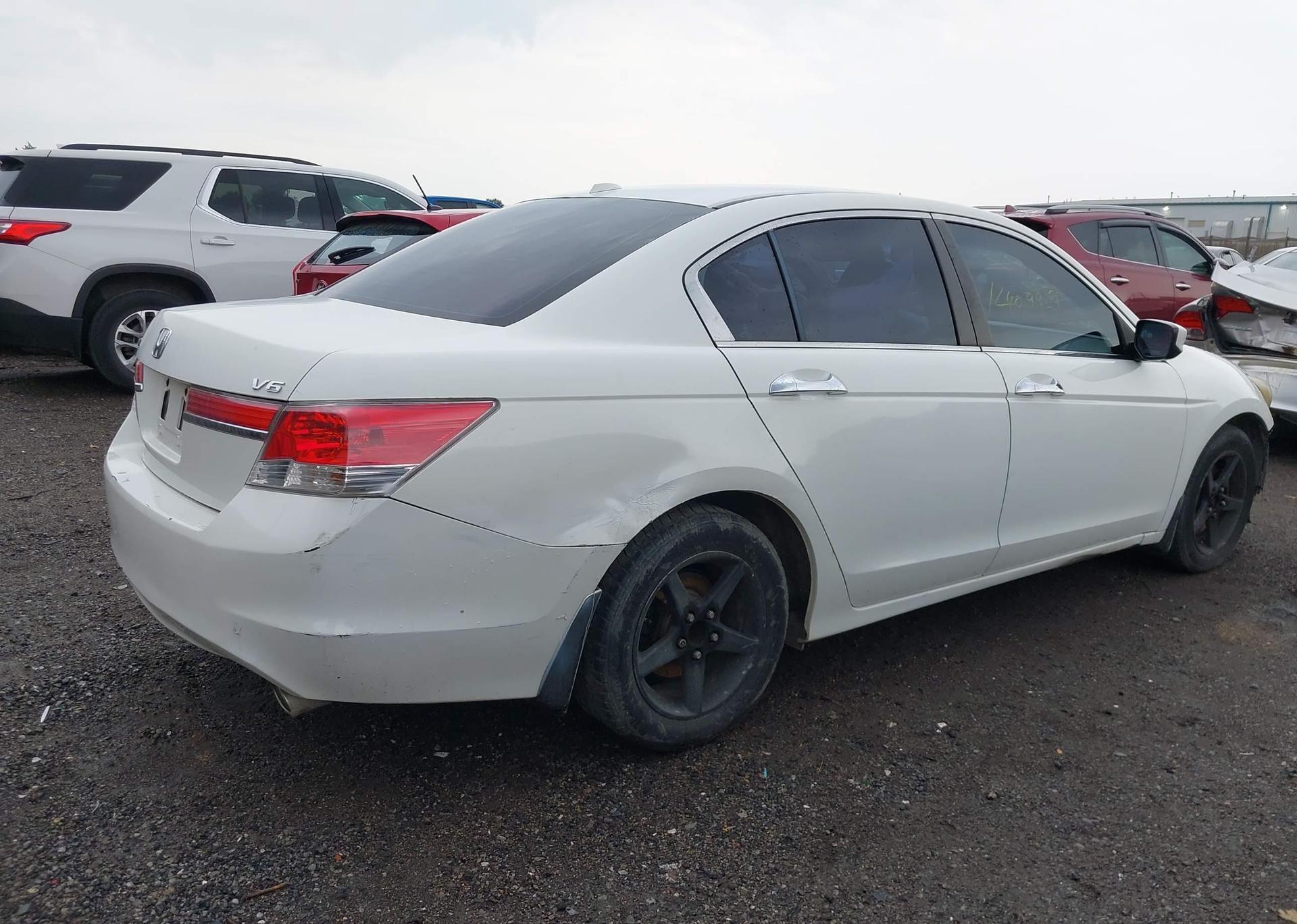 2011 HONDA ACCORD