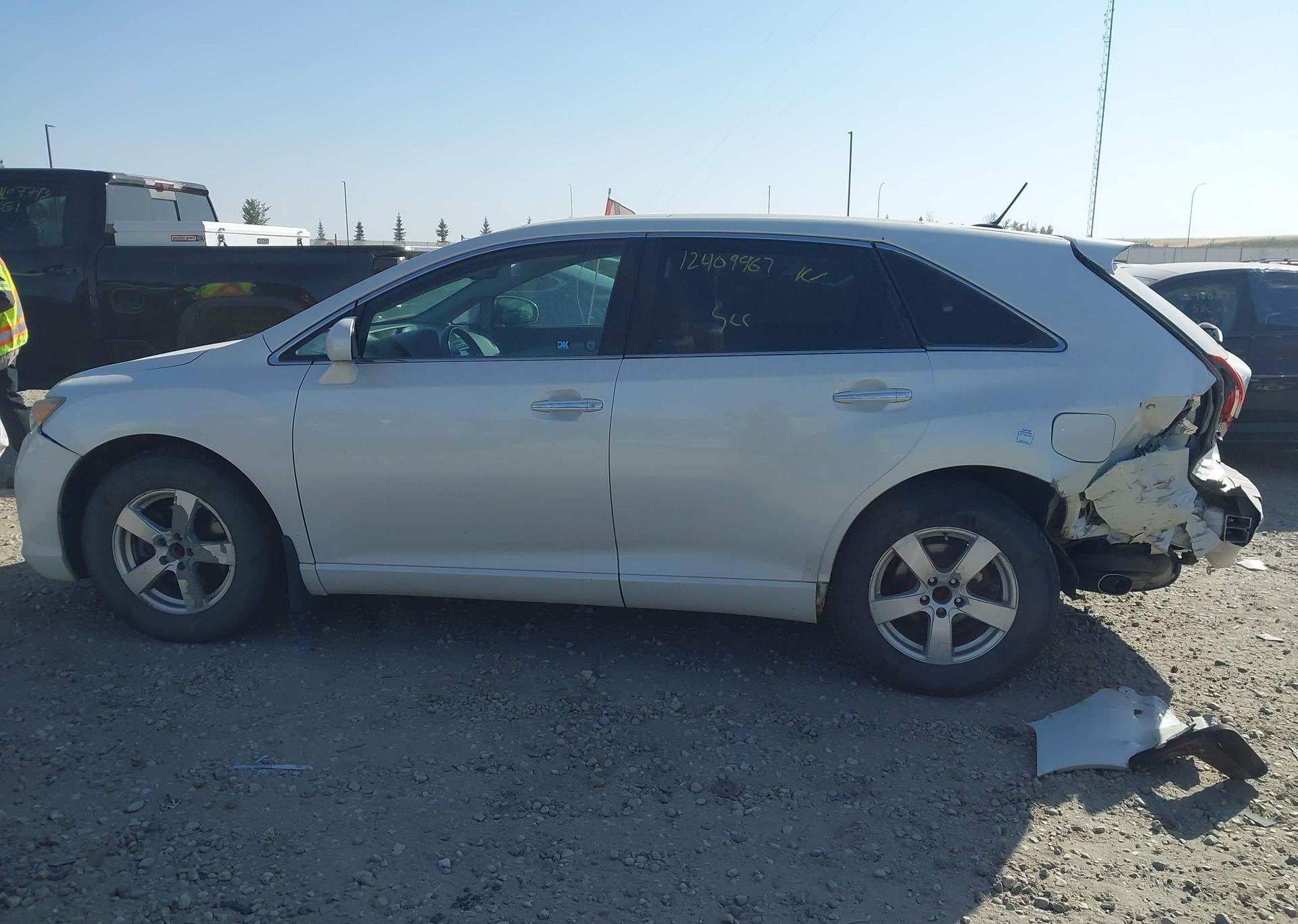 2009 TOYOTA VENZA BASE V6