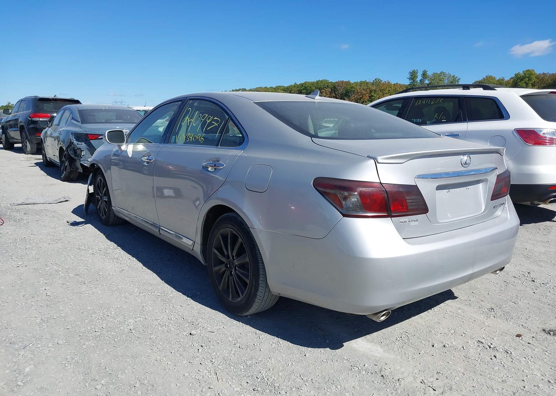 2011 LEXUS ES350