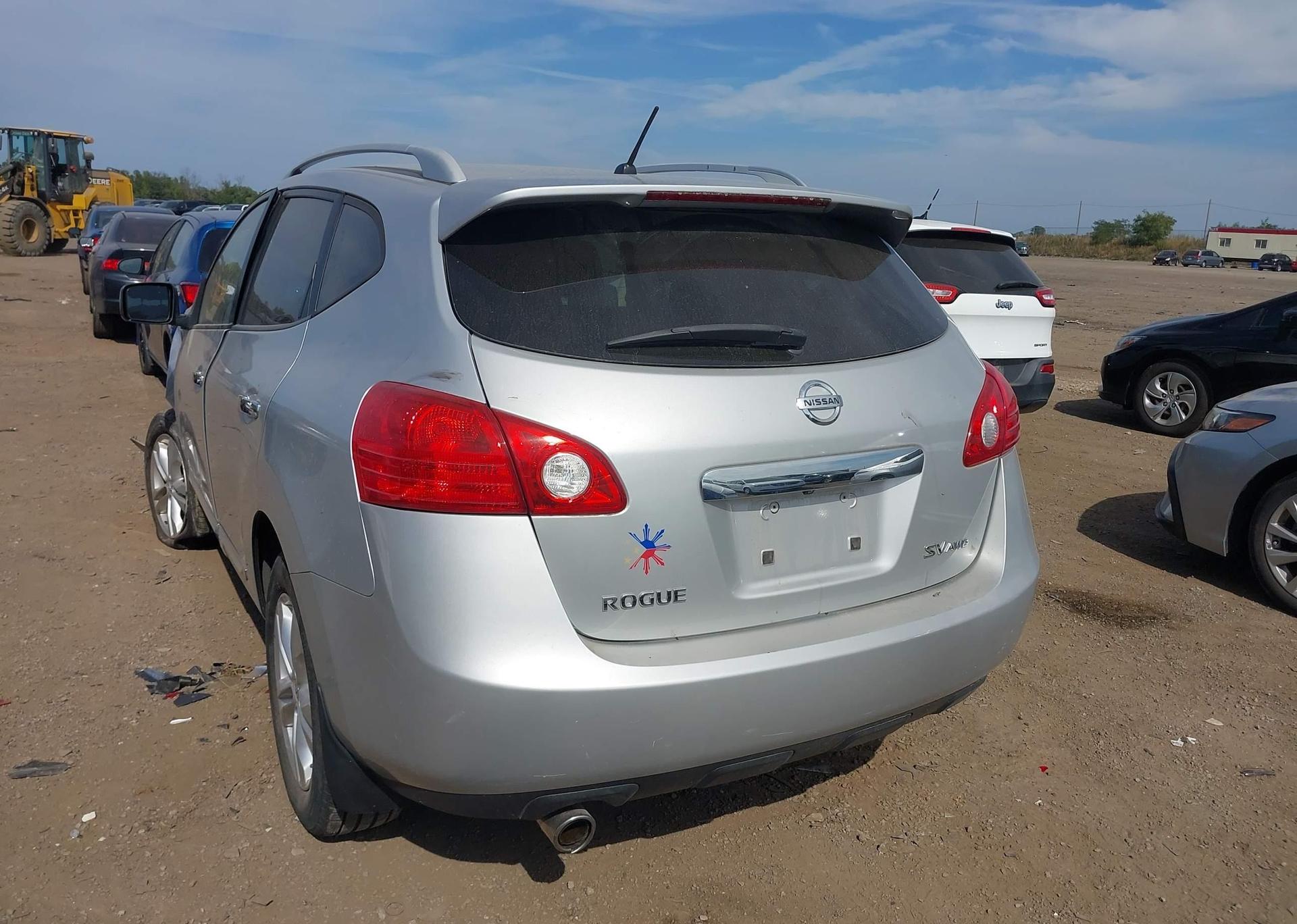 2013 NISSAN ROGUE S
