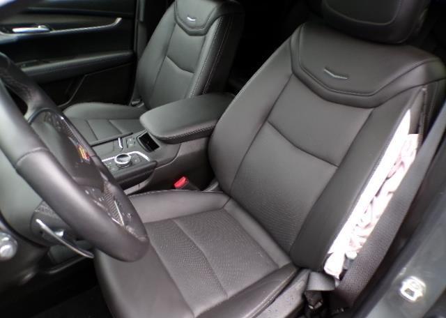 2024 CADILLAC XT5 SPORT