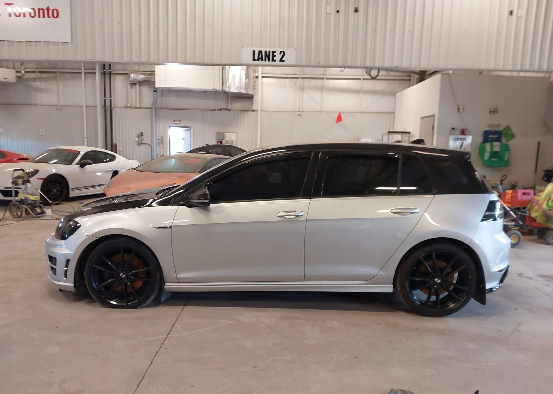 2017 VOLKSWAGEN GOLF R