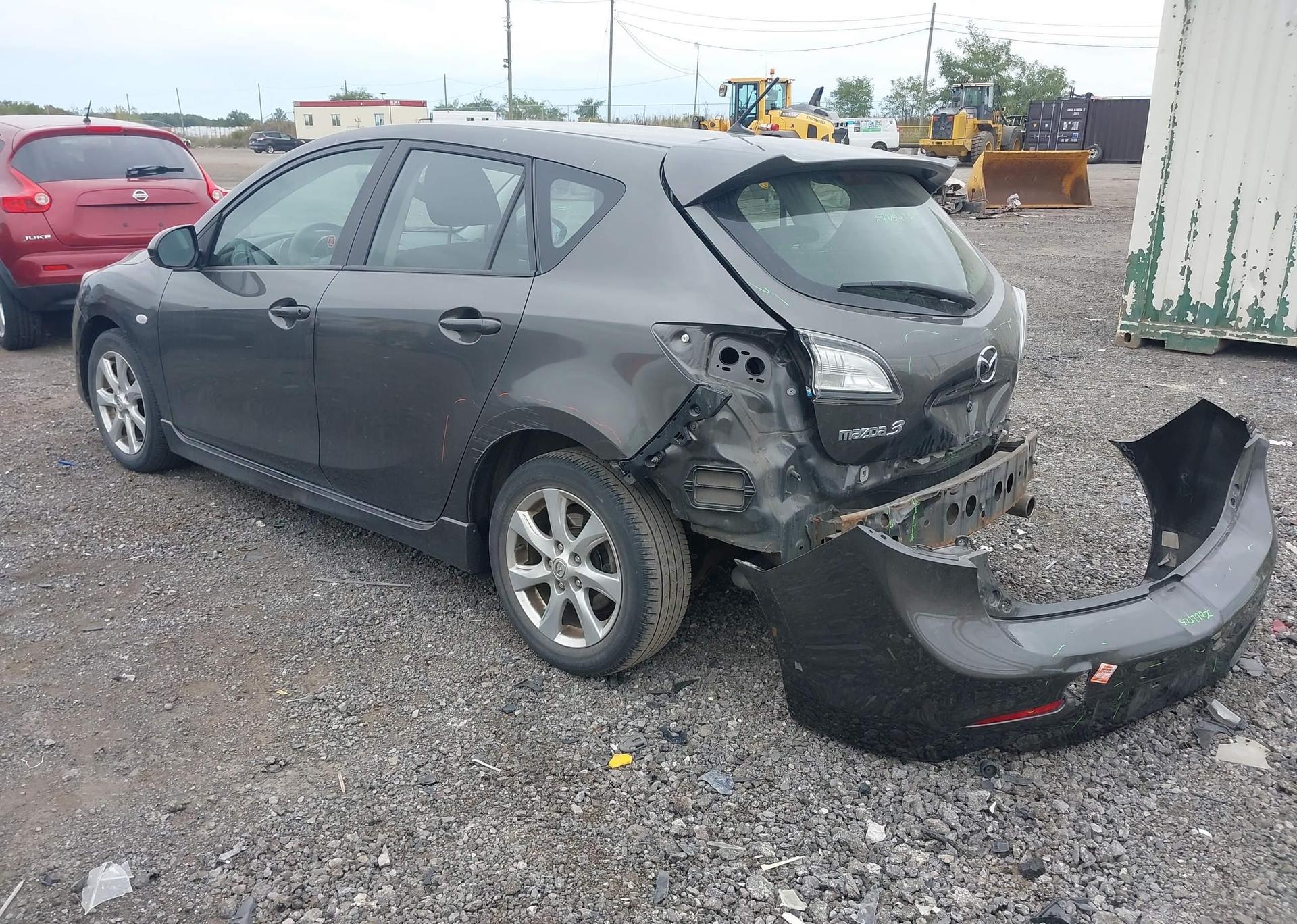 2010 MAZDA 3 S
