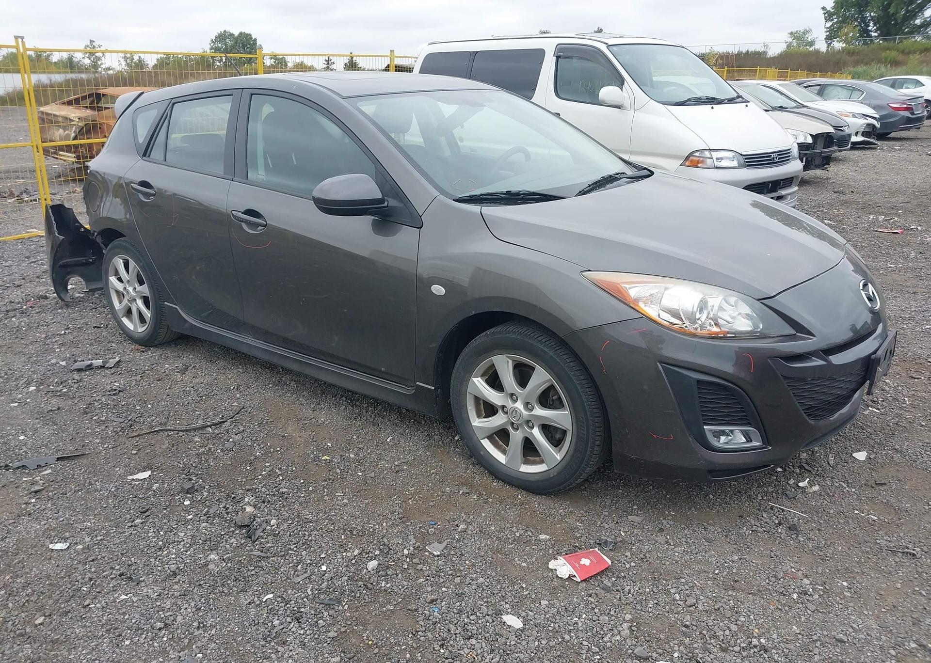 2010 MAZDA 3 S