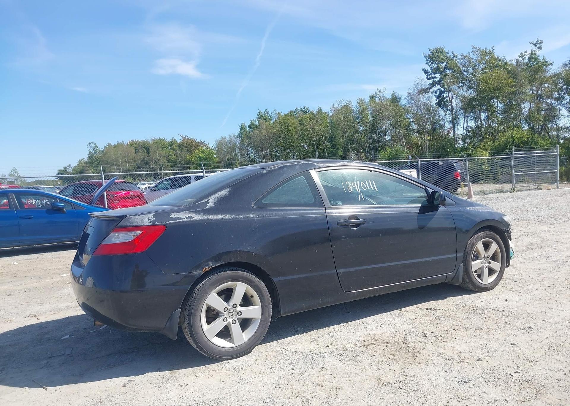 2011 HONDA CIVIC SE