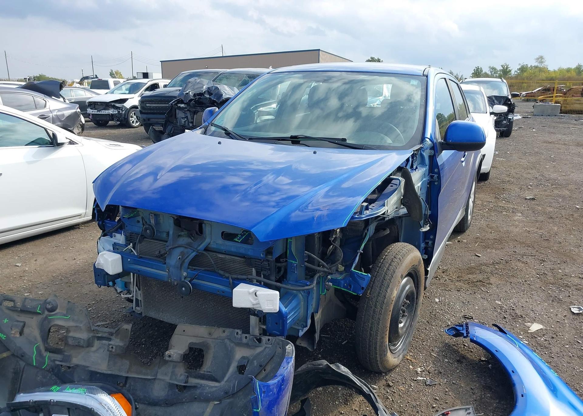 2017 MITSUBISHI RVR