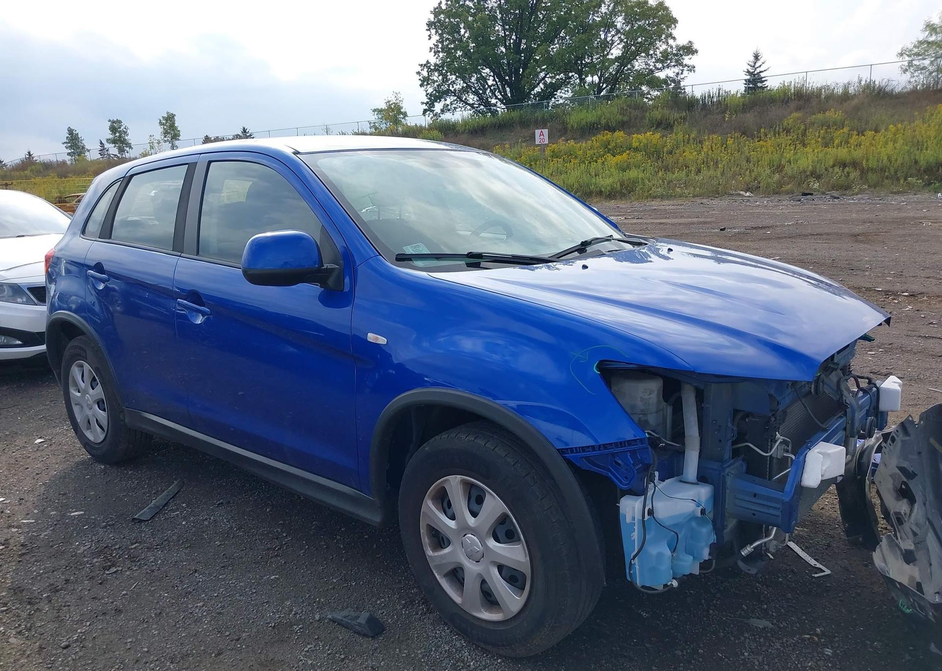 2017 MITSUBISHI RVR