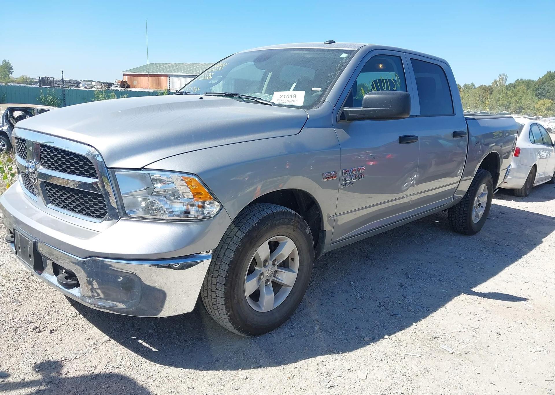 2023 RAM 1500 CLASSIC SLT