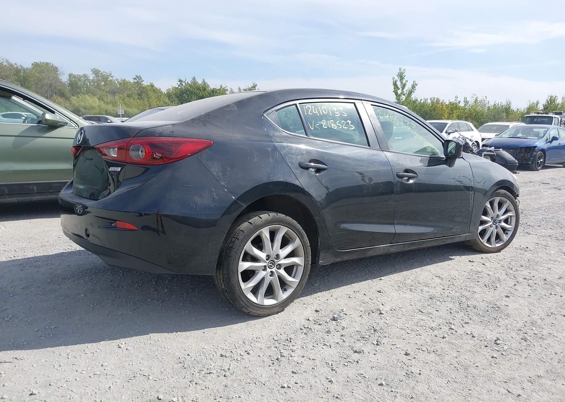 2015 MAZDA MAZDA3 GT