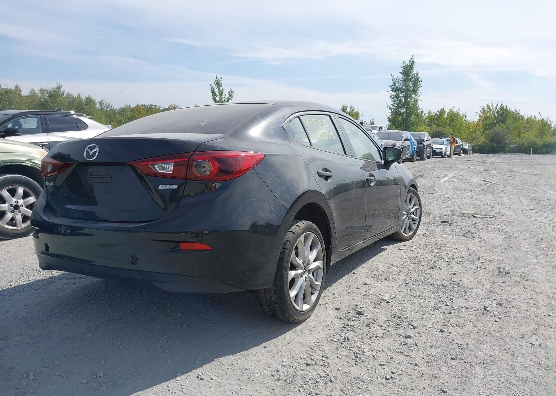 2015 MAZDA MAZDA3 GT