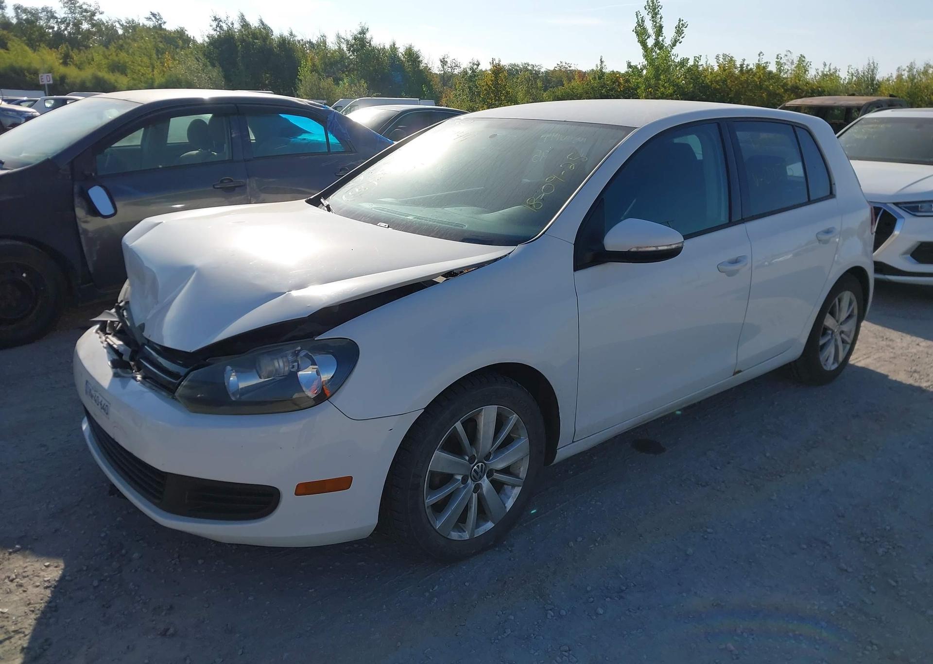 2013 VOLKSWAGEN GOLF