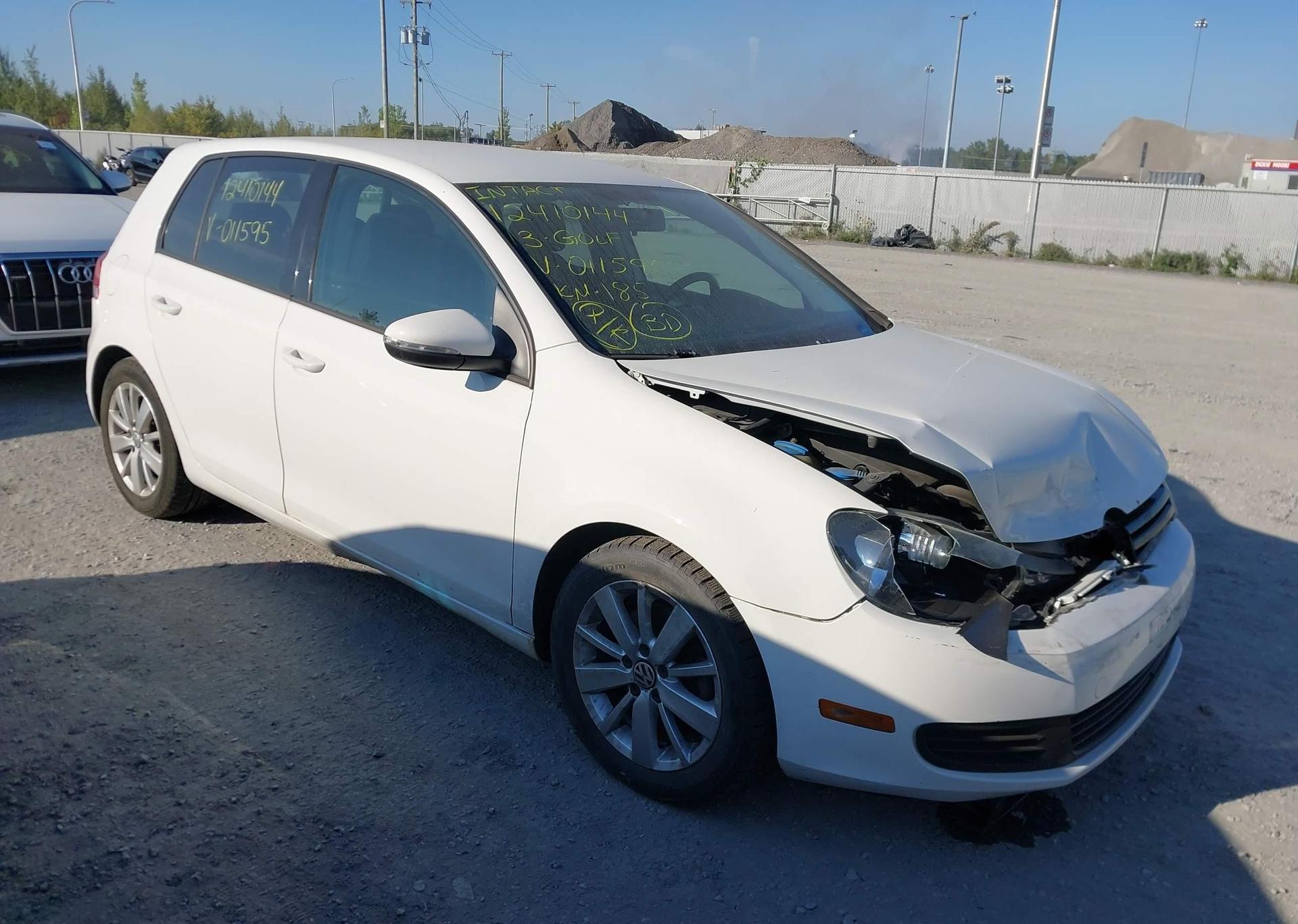 2013 VOLKSWAGEN GOLF