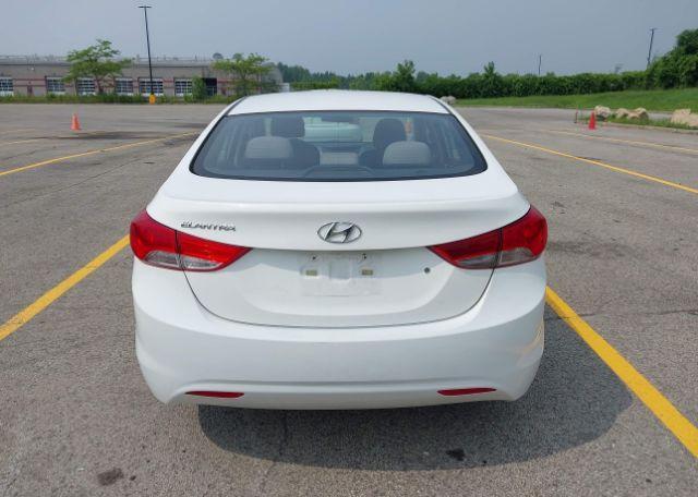2013 HYUNDAI ELANTRA L