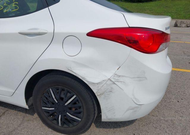 2013 HYUNDAI ELANTRA L