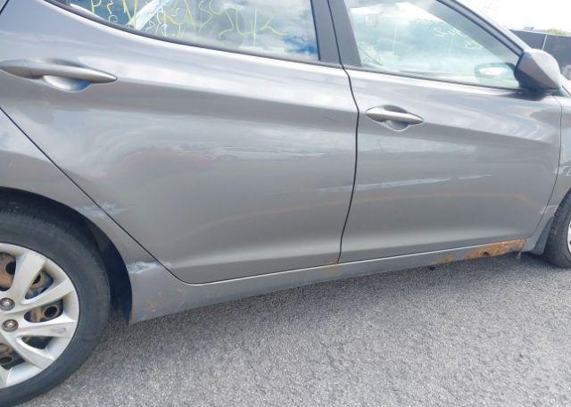 2013 HYUNDAI ELANTRA GL