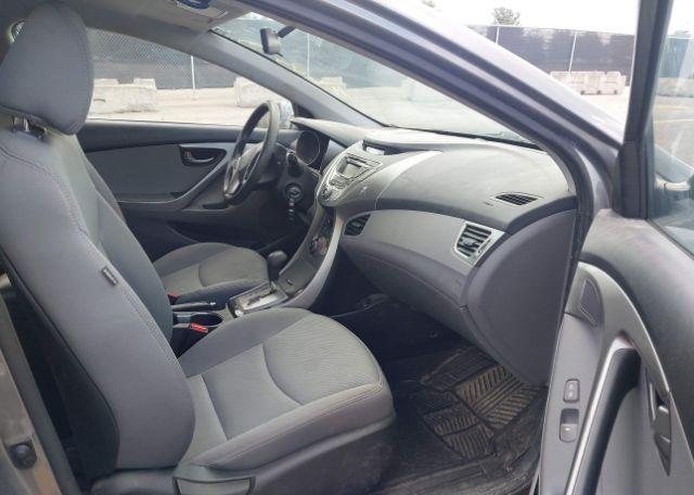 2013 HYUNDAI ELANTRA GL