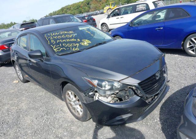 2015 MAZDA MAZDA3 GS