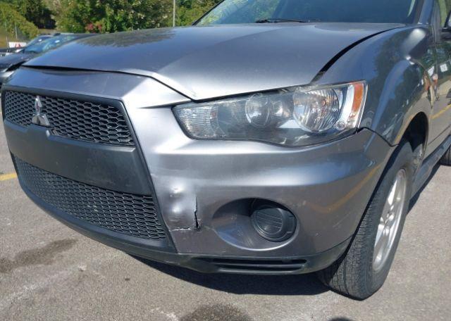 2013 MITSUBISHI OUTLANDER ES