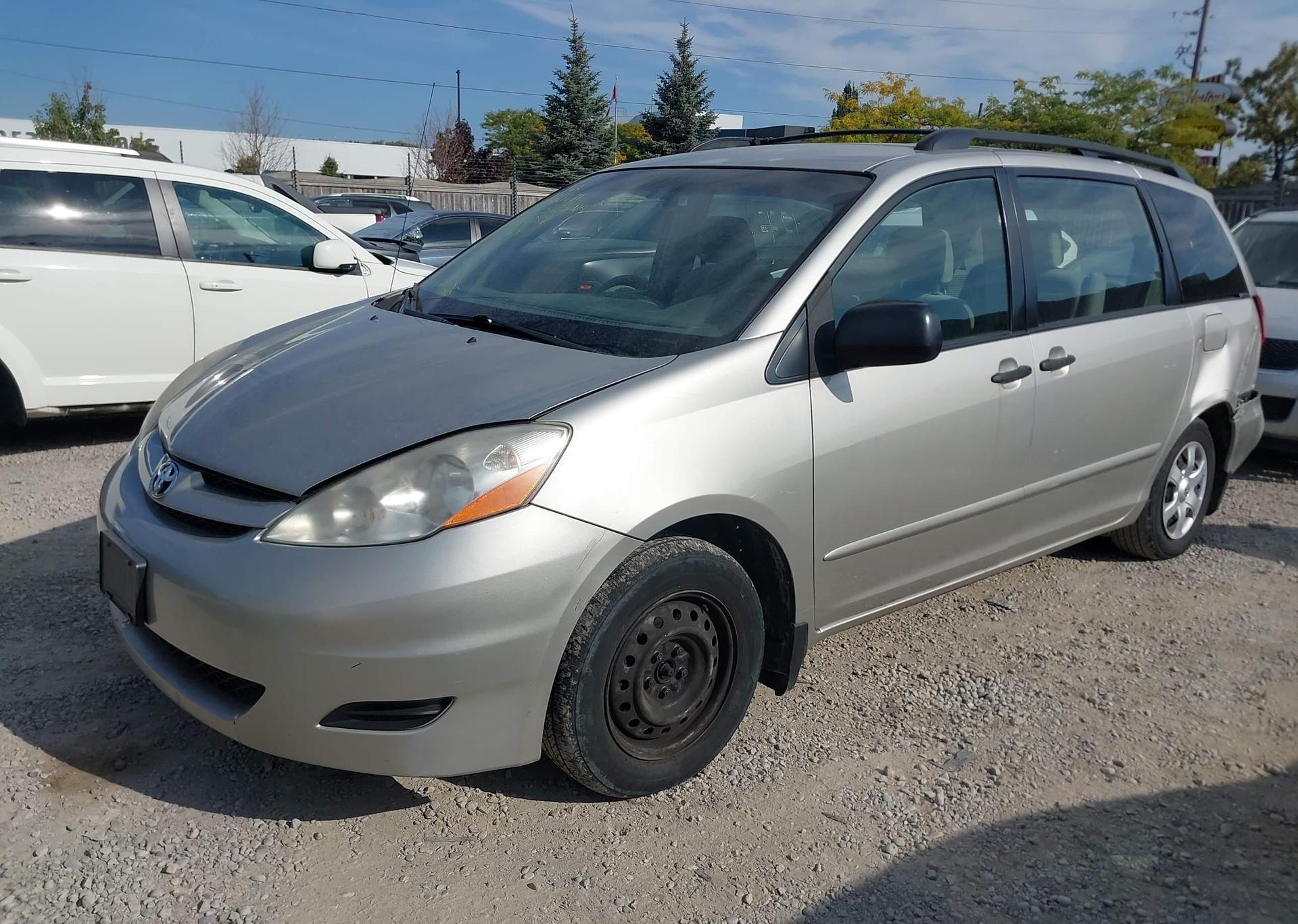 2008 TOYOTA SIENNA CE