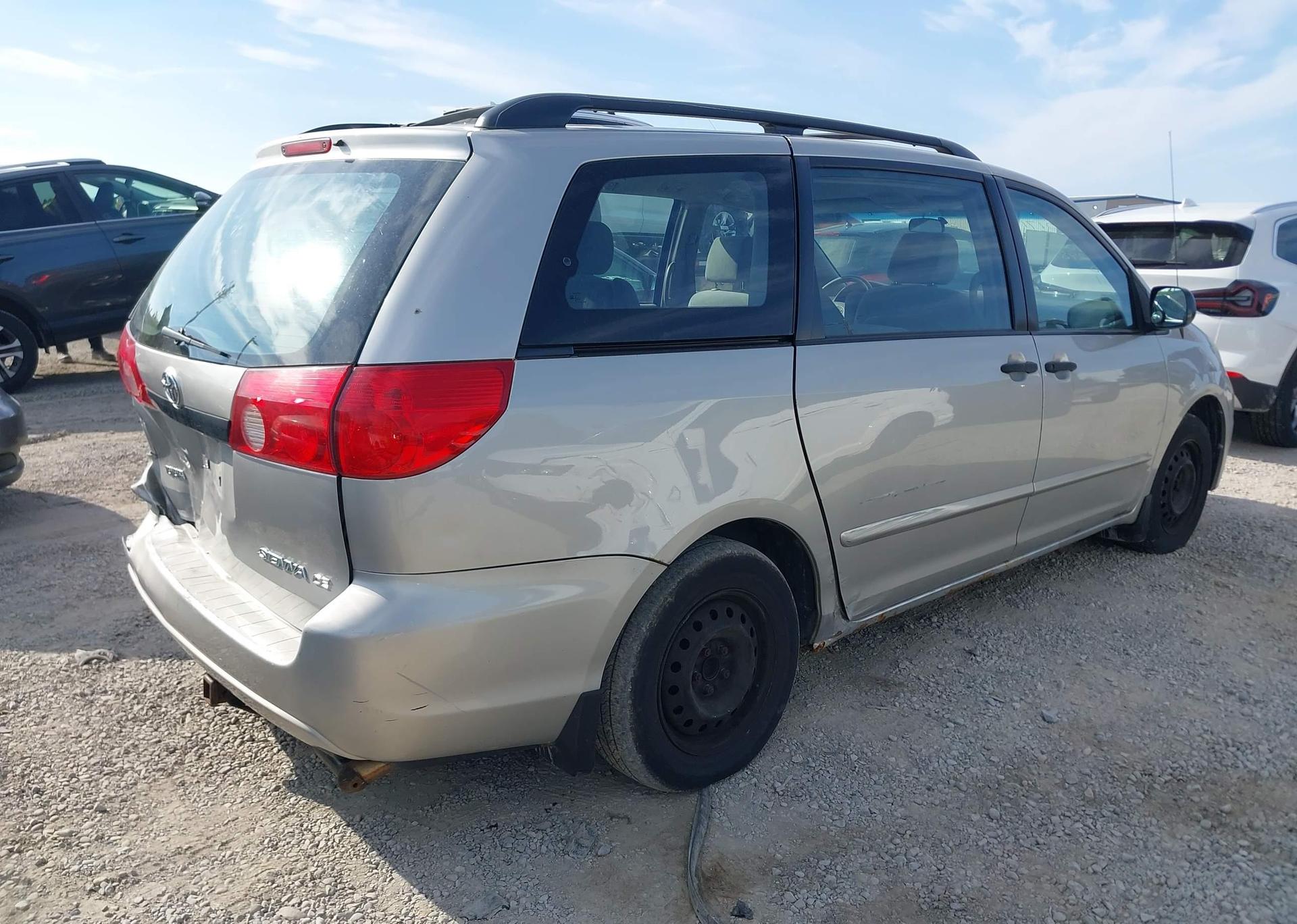 2008 TOYOTA SIENNA CE