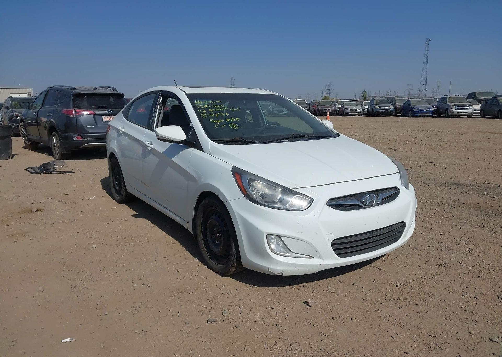 2012 HYUNDAI ACCENT GLS