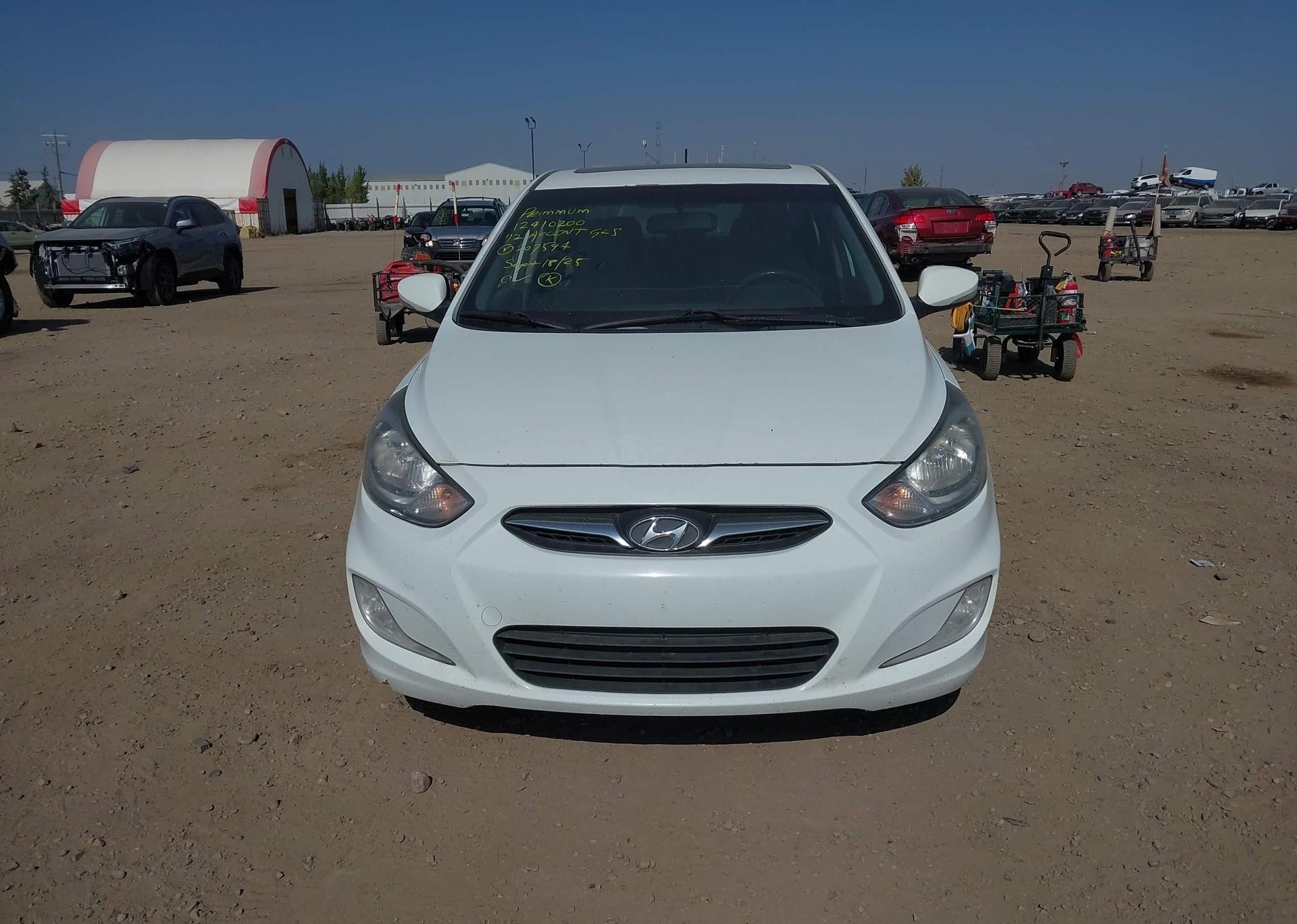 2012 HYUNDAI ACCENT GLS