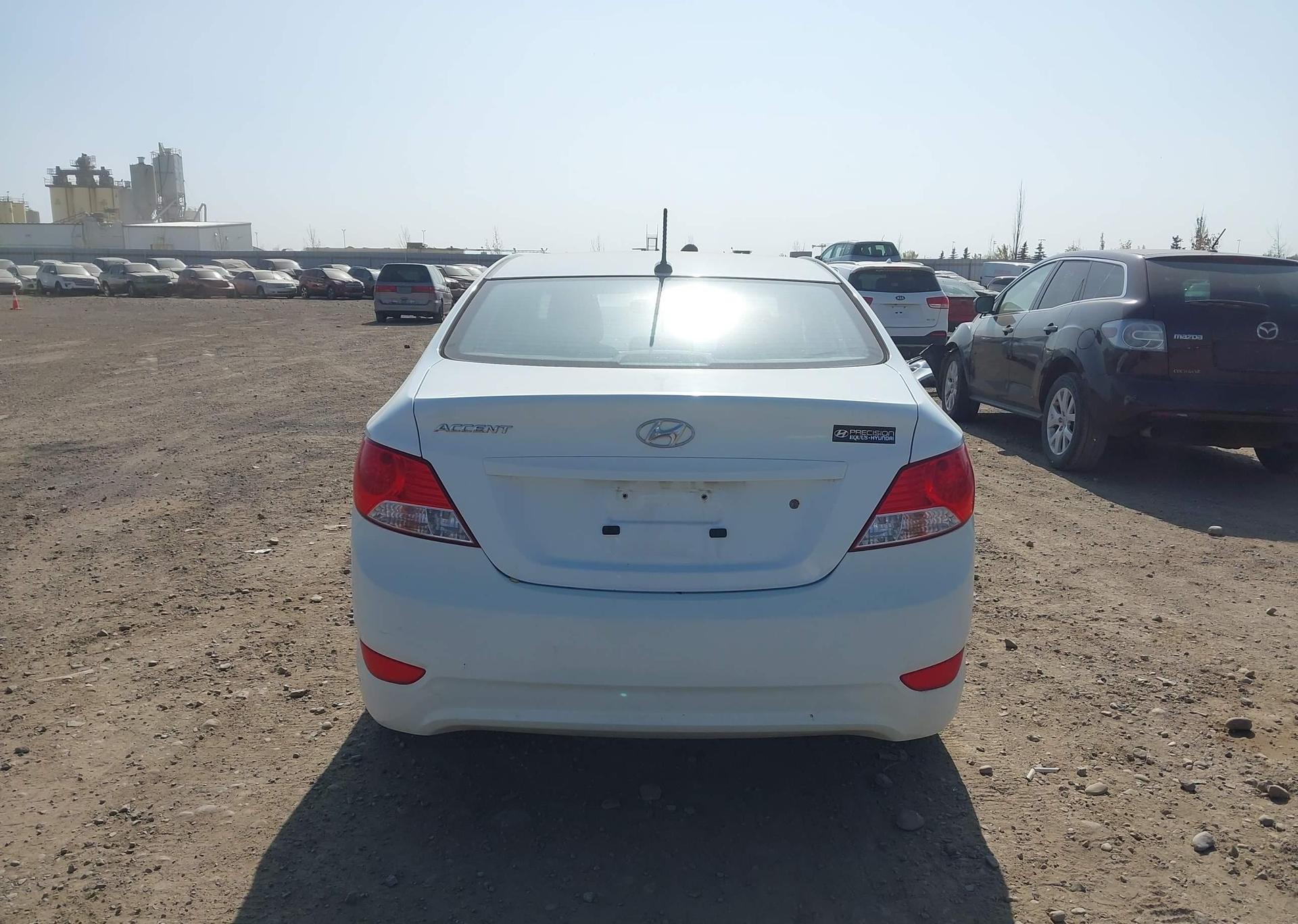 2012 HYUNDAI ACCENT GLS