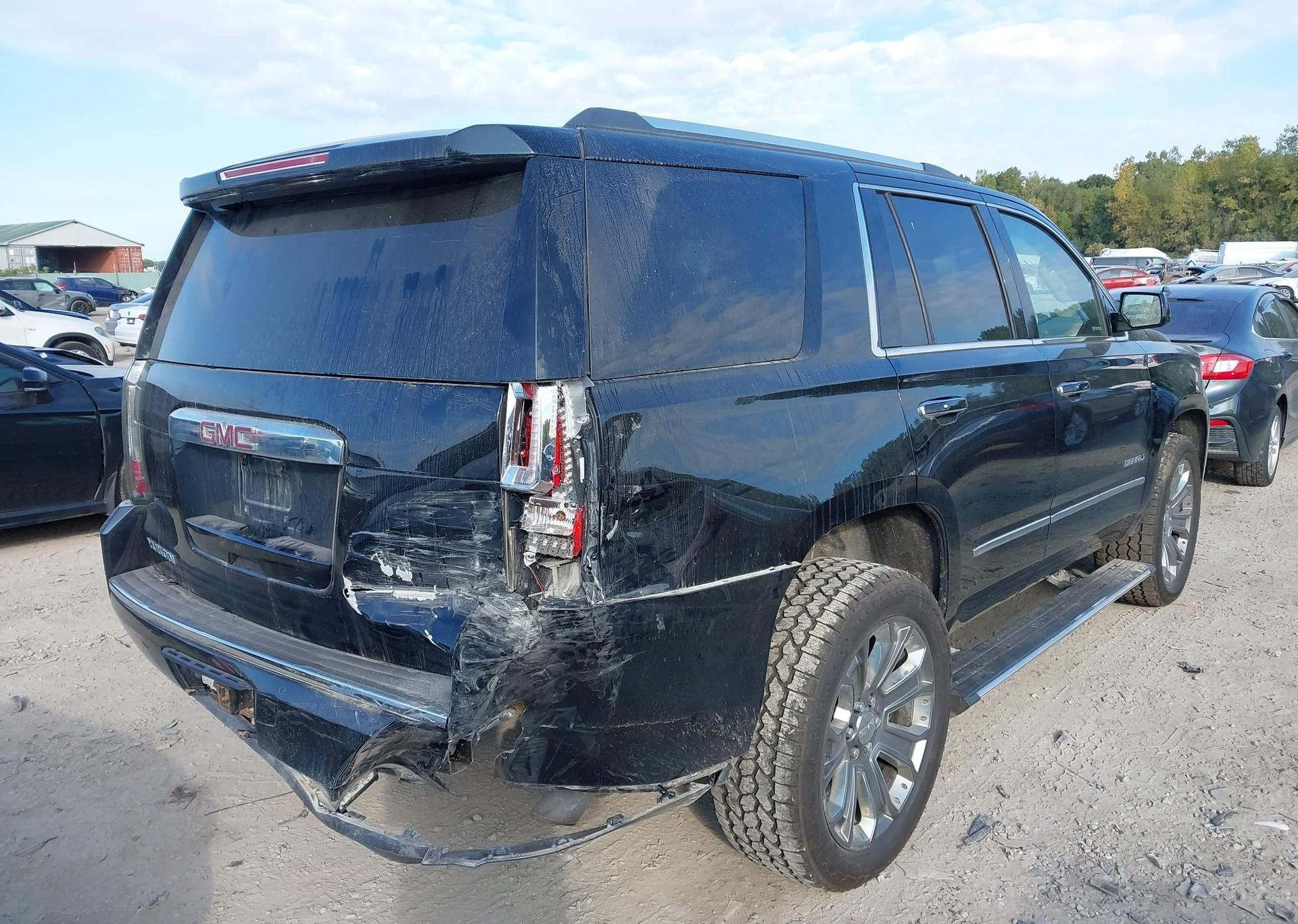 2016 GMC YUKON DENALI