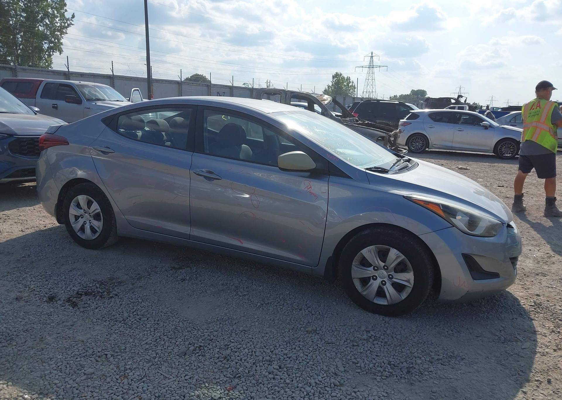 2016 HYUNDAI ELANTRA L+