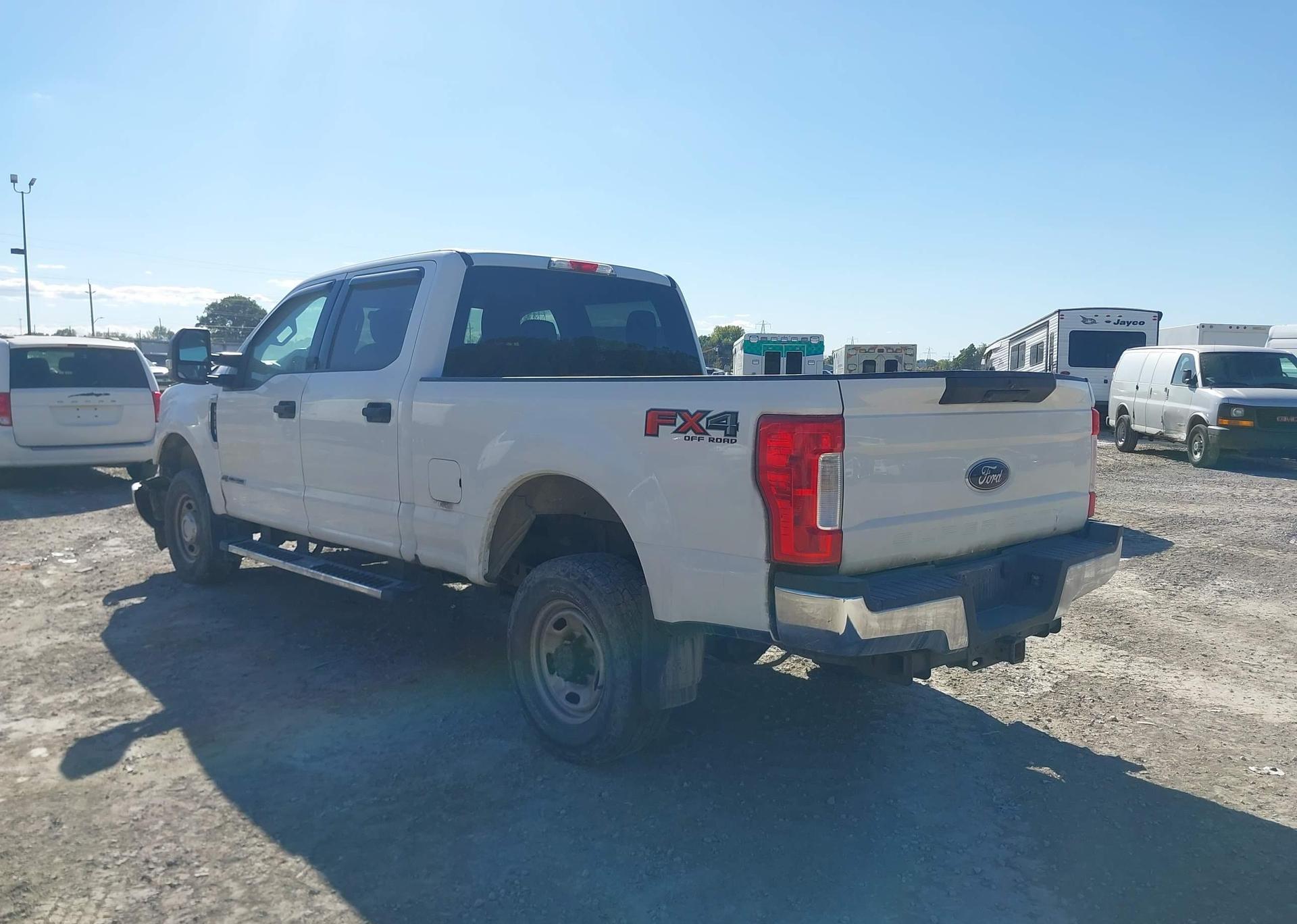 2019 FORD F-350 XLT