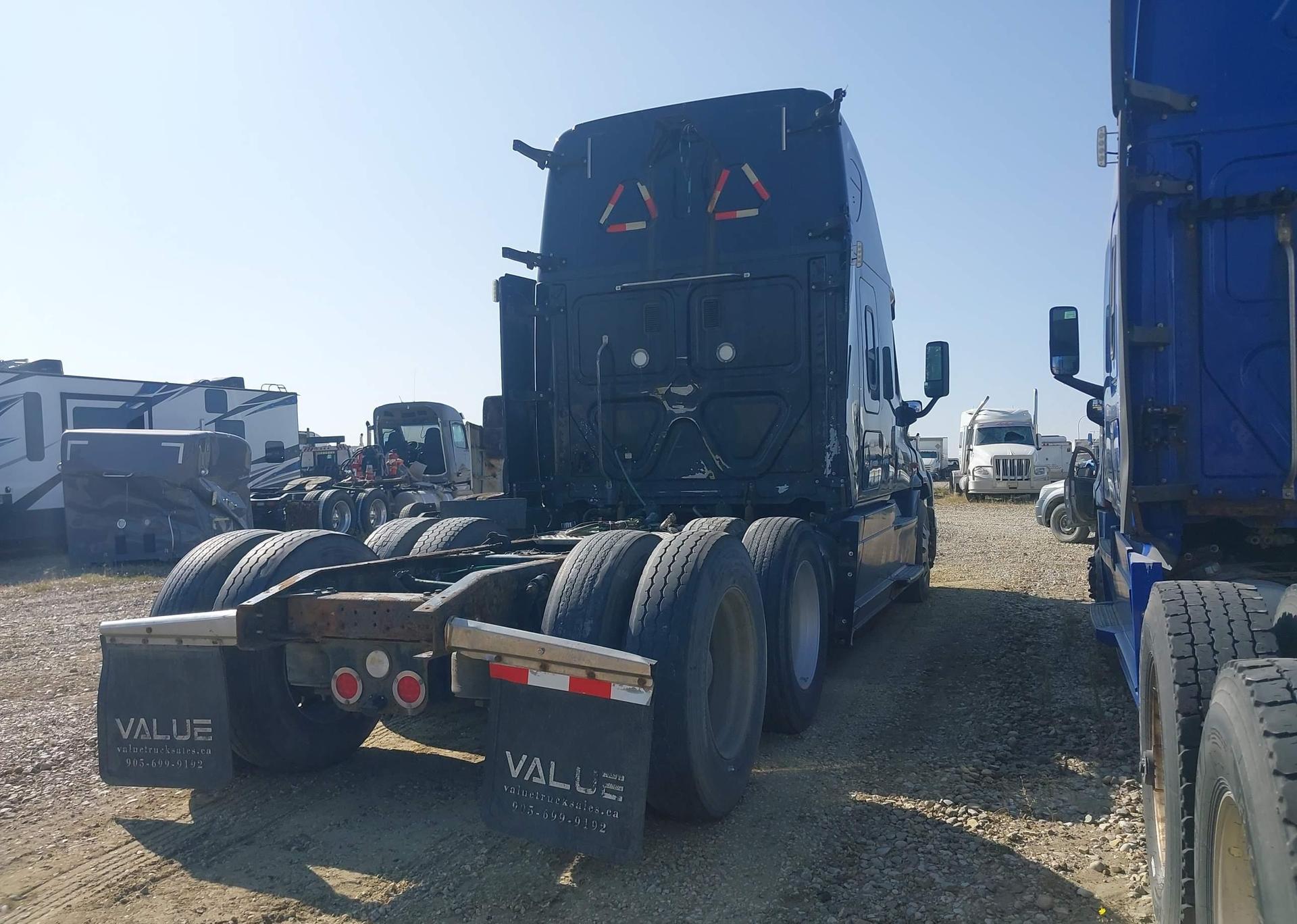 2017 FREIGHTLINER CASCADIA 125