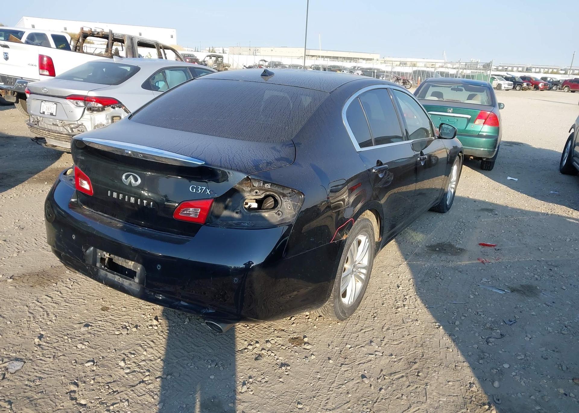 2010 INFINITI G37