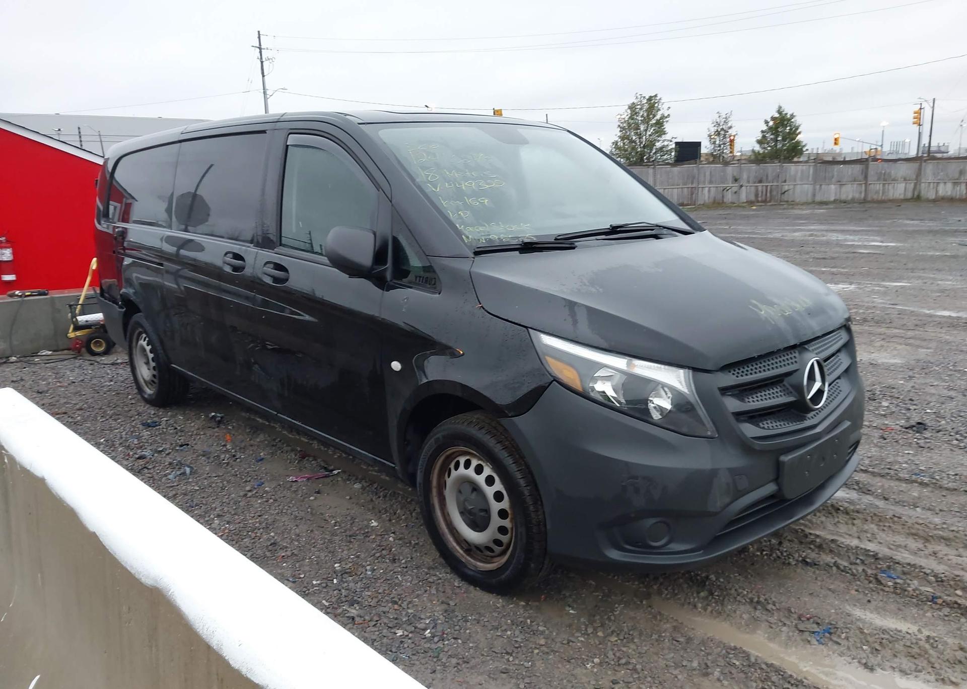 2018 MERCEDES-BENZ METRIS