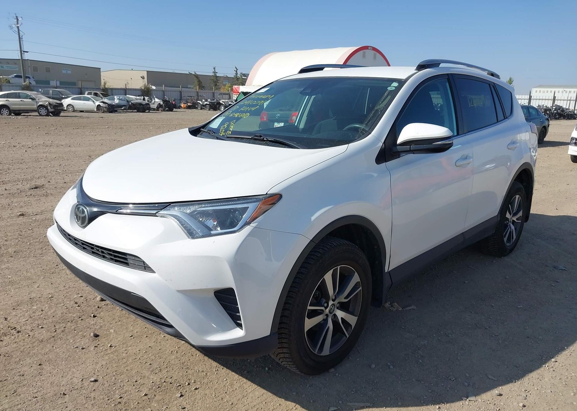 2018 TOYOTA RAV4 LE