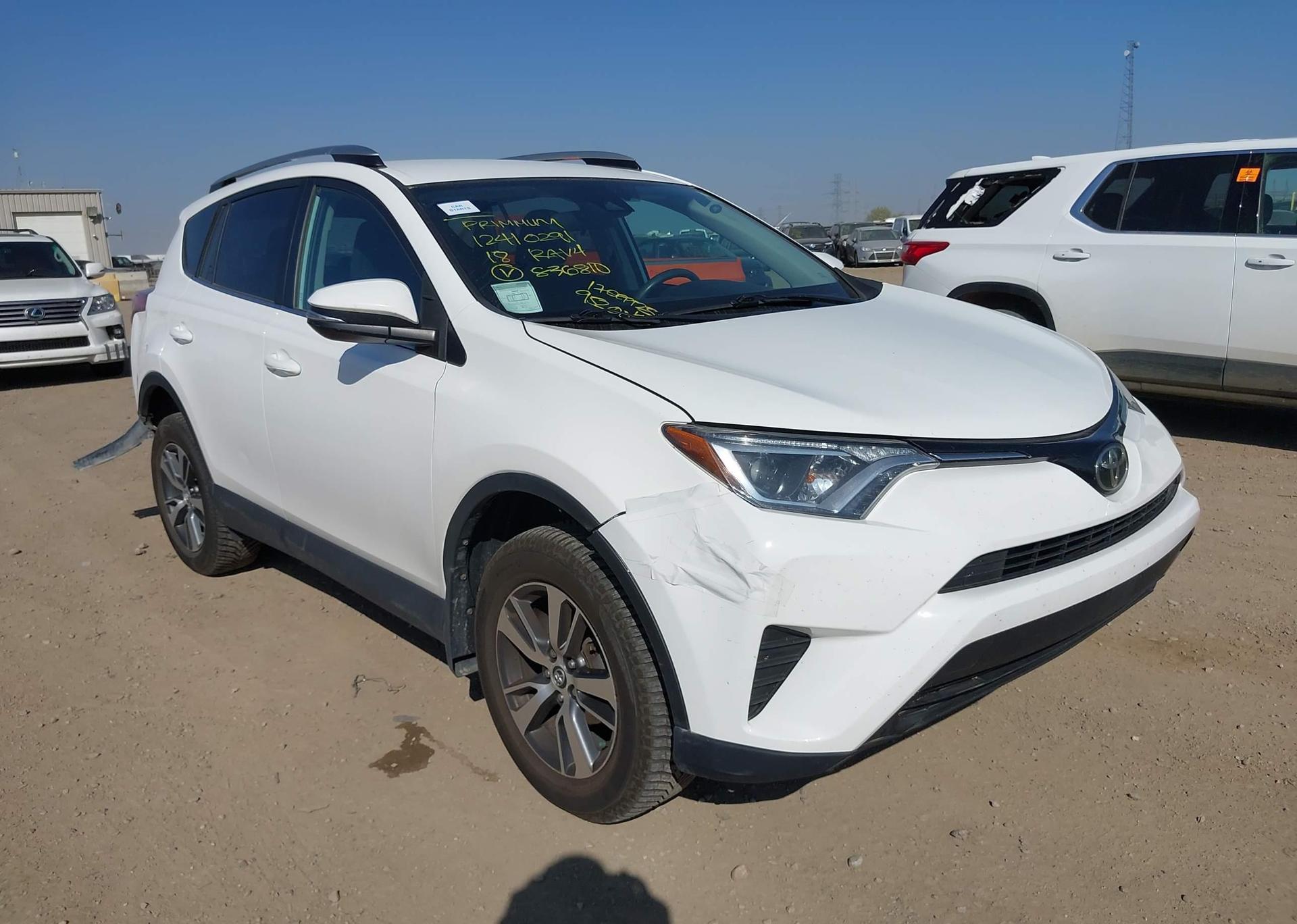 2018 TOYOTA RAV4 LE