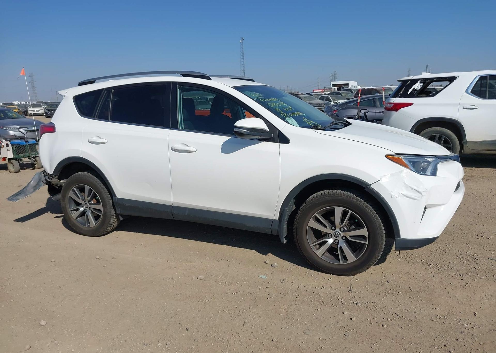 2018 TOYOTA RAV4 LE