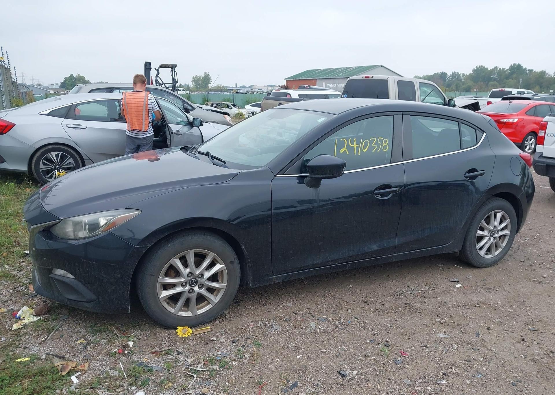 2014 MAZDA MAZDA3 GS-SKY