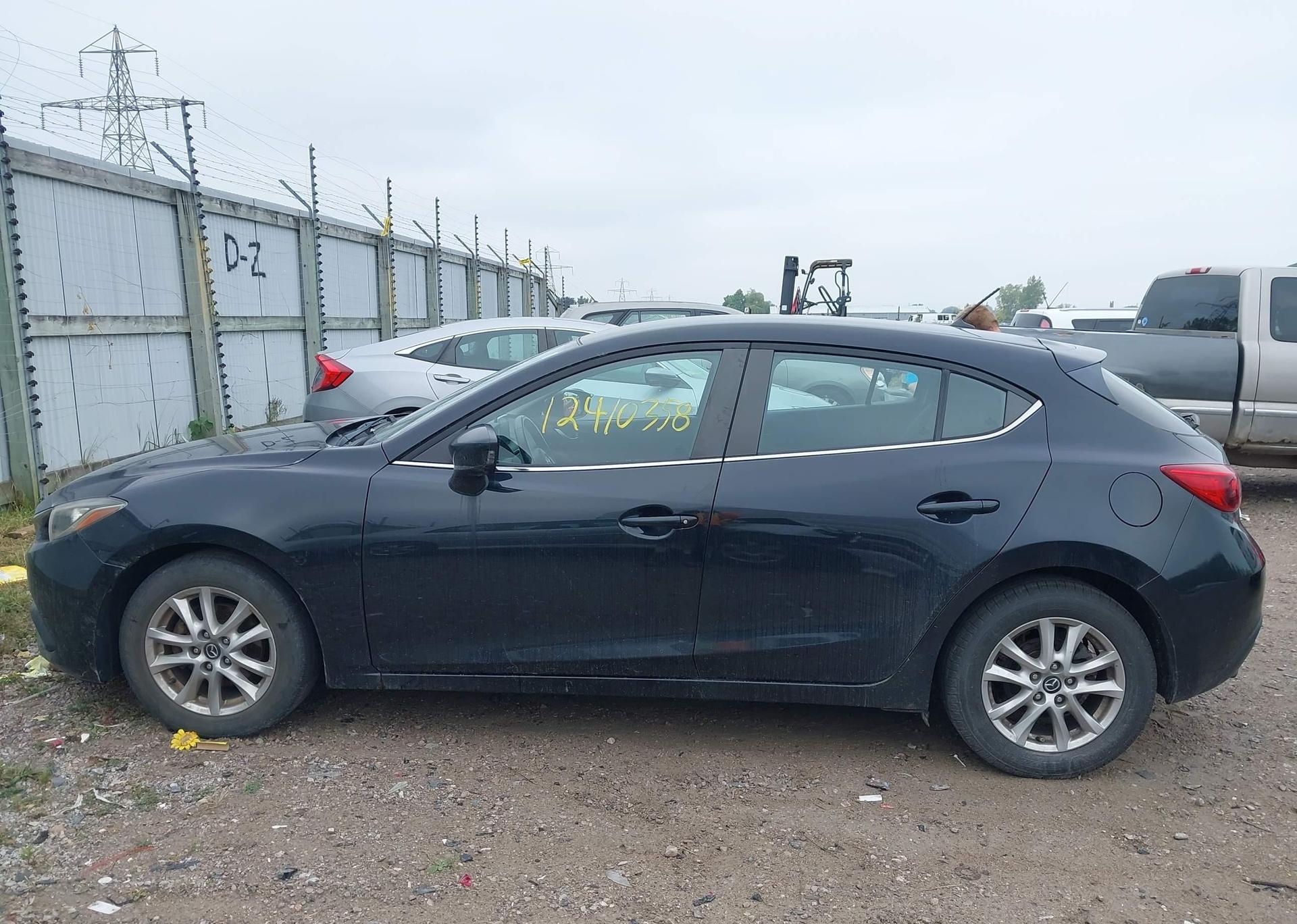 2014 MAZDA MAZDA3 GS-SKY
