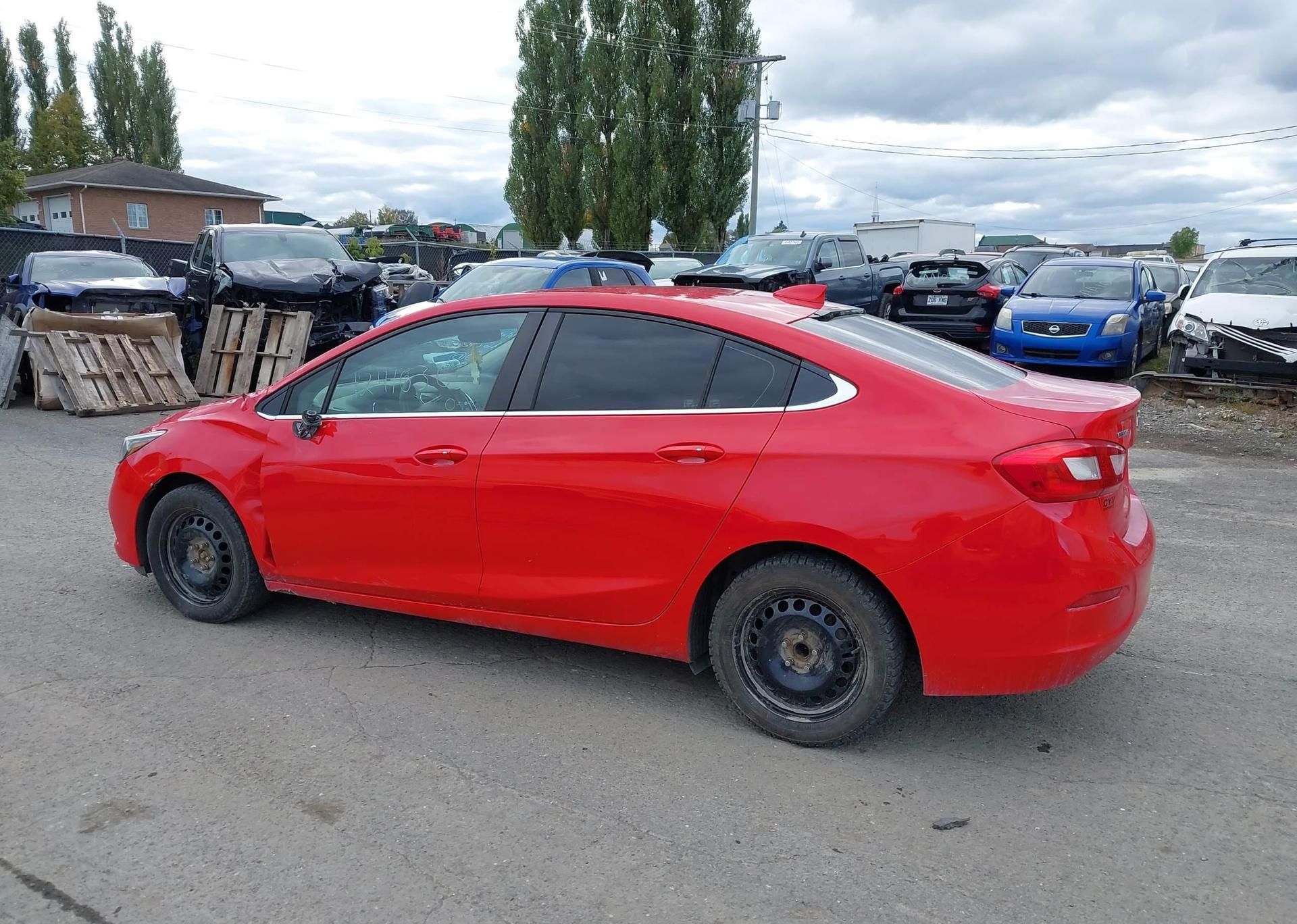 2016 CHEVROLET CRUZE LT