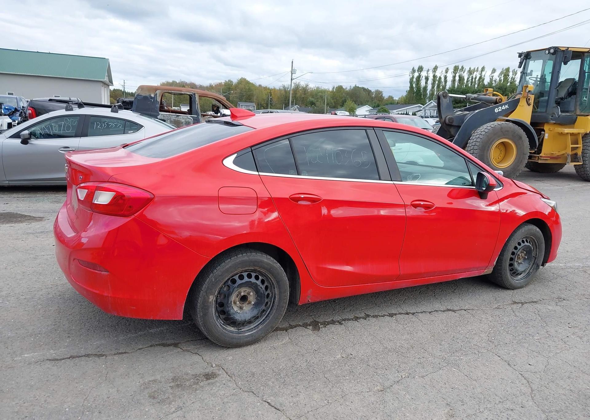 2016 CHEVROLET CRUZE LT
