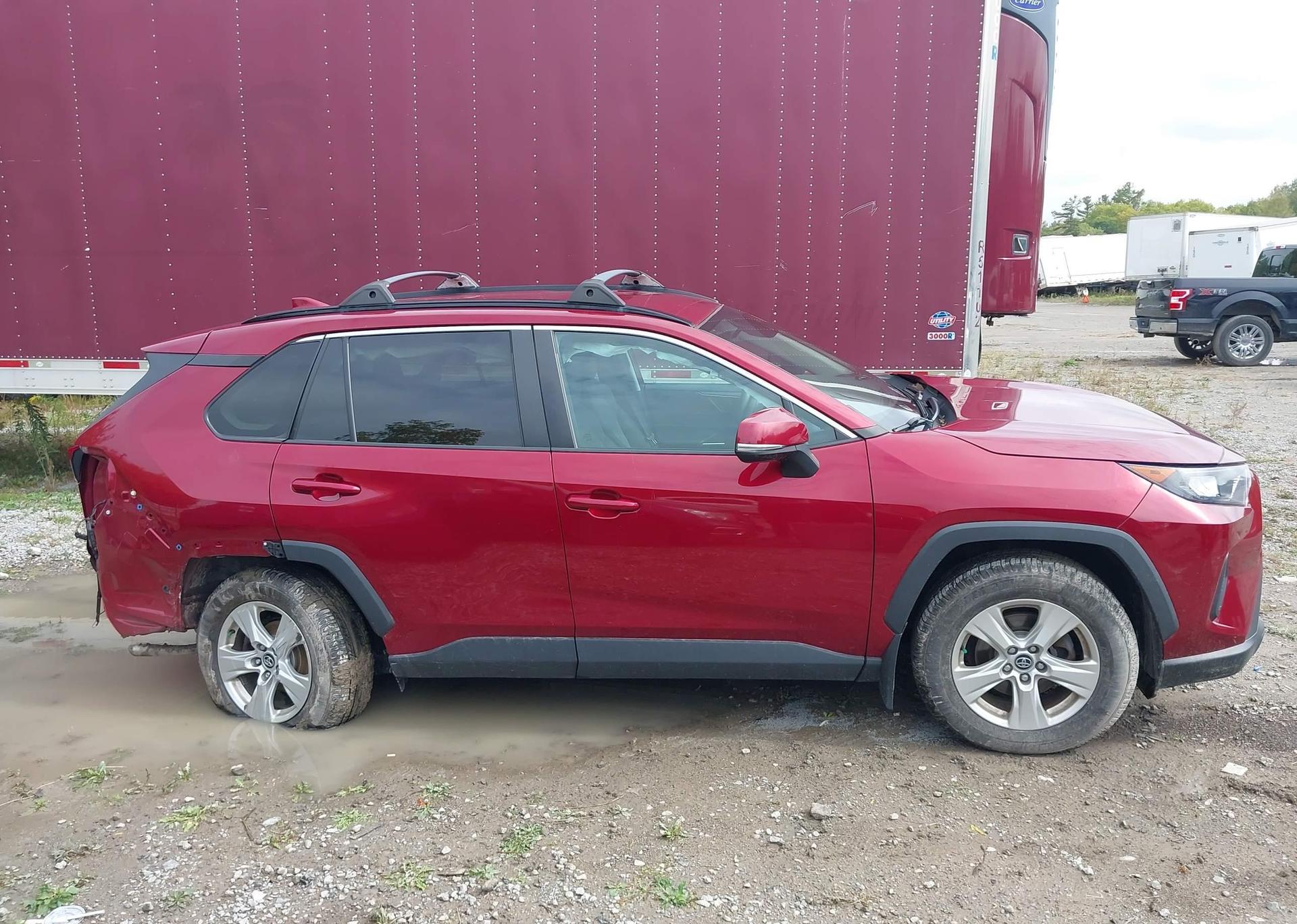 2019 TOYOTA RAV4 LE