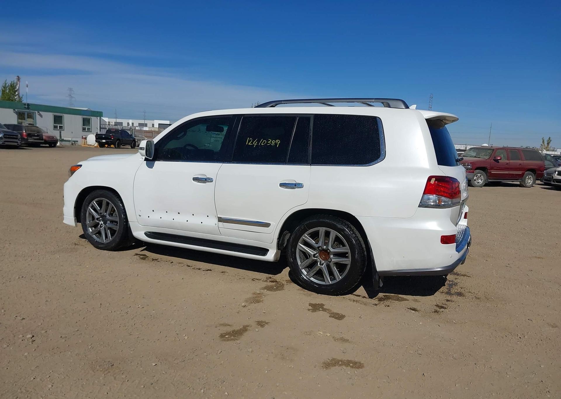 2014 LEXUS LX 570