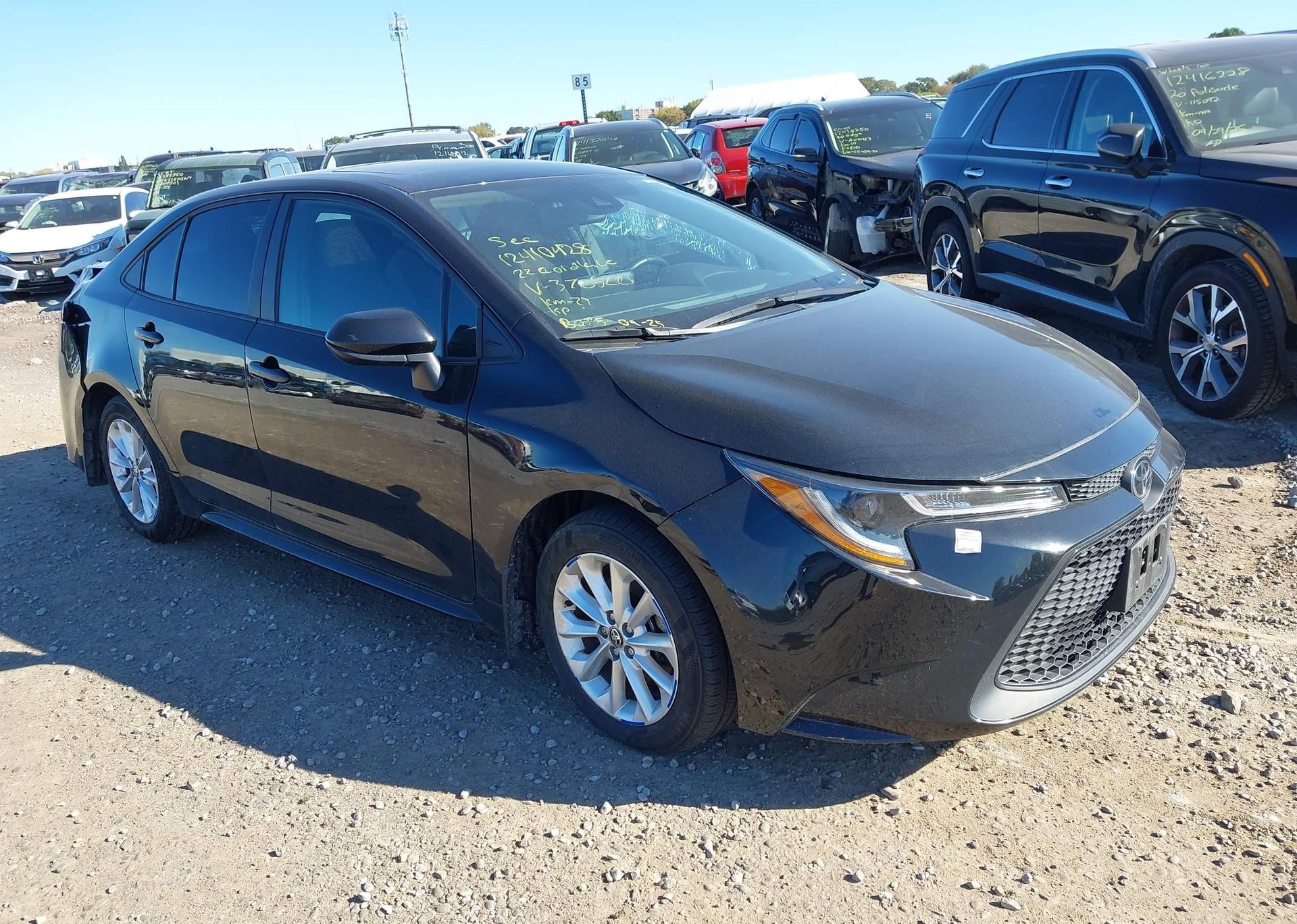 2022 TOYOTA COROLLA LE