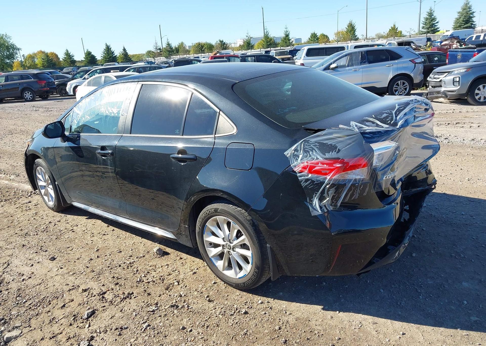 2022 TOYOTA COROLLA LE
