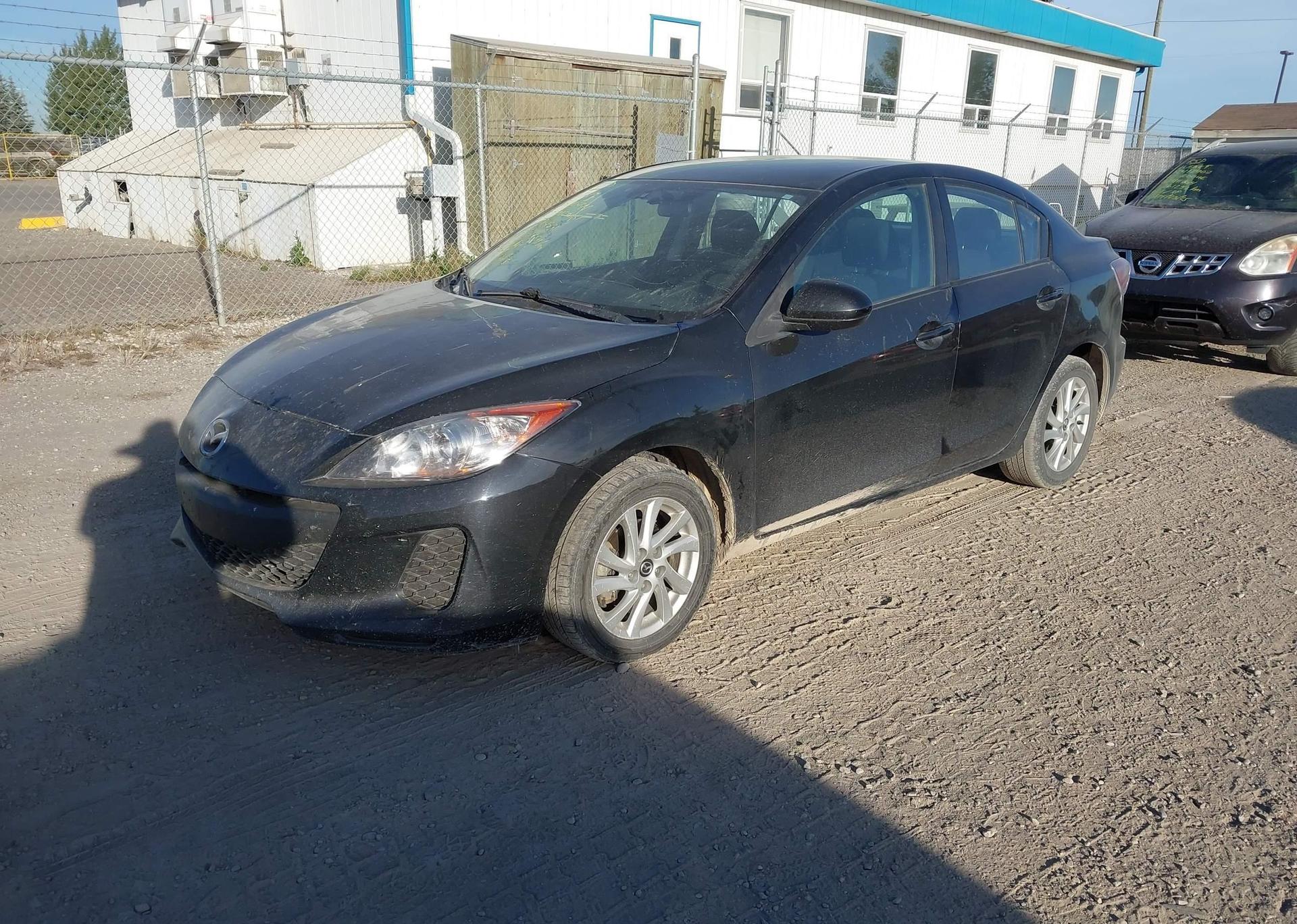 2013 MAZDA 3 I